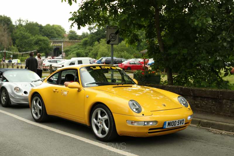 Illustration for article titled Classic British Welcome Photos (Le Mans Carshow)